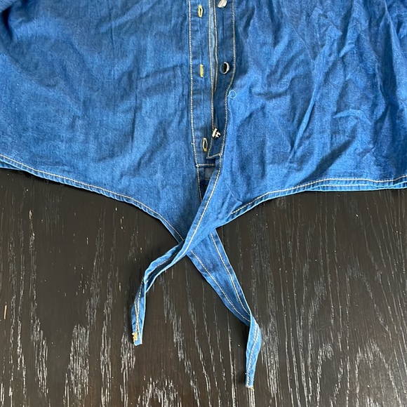 Button up Jean shirt with tie front - Picture 3 of 5